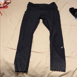 Black Lululemon tight leggings